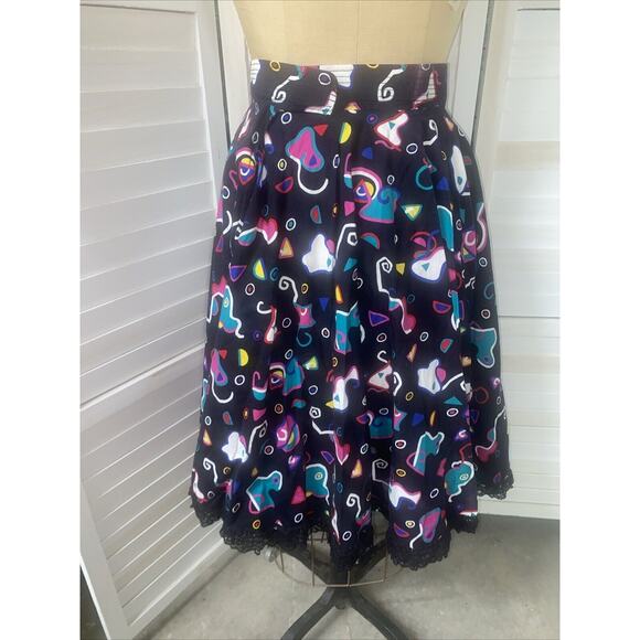 VTG 70s 80s Handmade Women’s Full Circle Skirt Black Bold Funky Print S/M - Picture 3 of 7